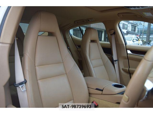 Porsche PANAMERA 2014-11 3414876-10