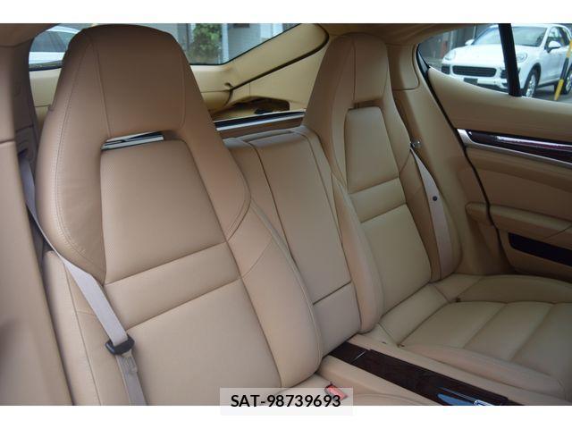 Porsche PANAMERA 2014-11 3414876-13