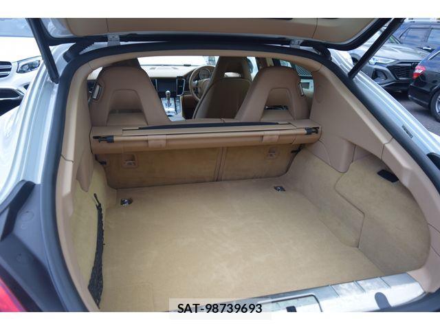 Porsche PANAMERA 2014-11 3414876-14