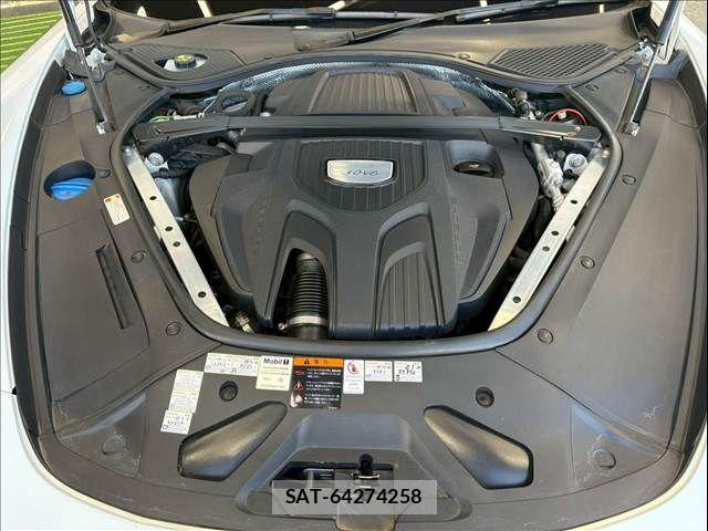Porsche PANAMERA 2017-12 5875458-11