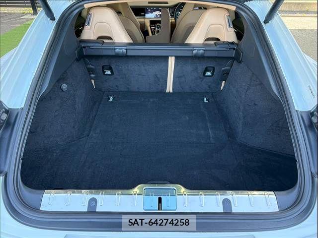 Porsche PANAMERA 2017-12 5875458-17