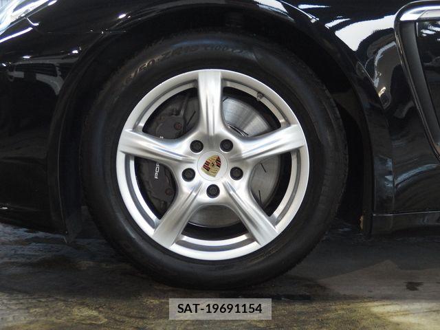Porsche PANAMERA 2015-03 6016082-12