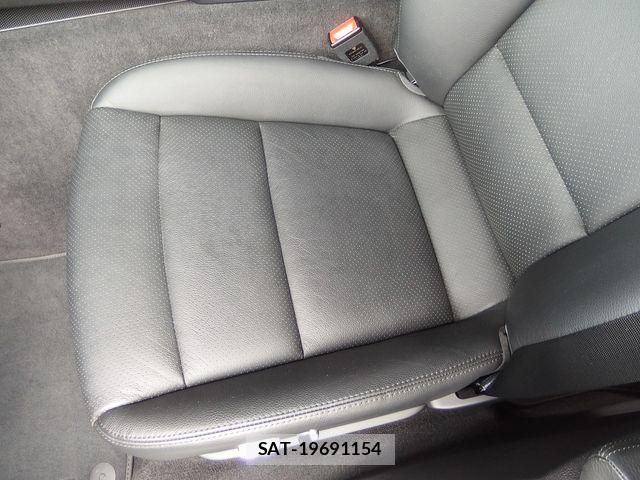 Porsche PANAMERA 2015-03 6016082-21
