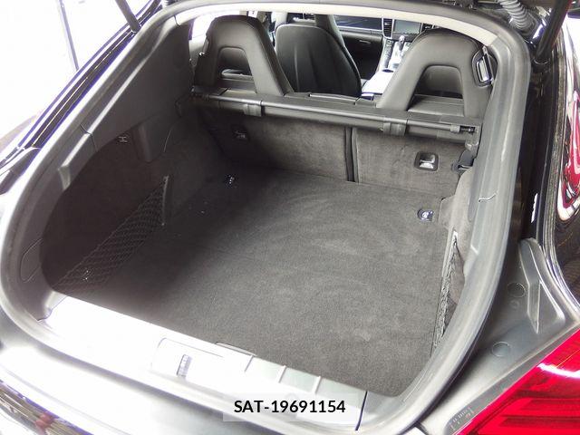 Porsche PANAMERA 2015-03 6016082-24