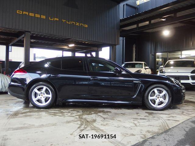 Porsche PANAMERA 2015-03 6016082-5