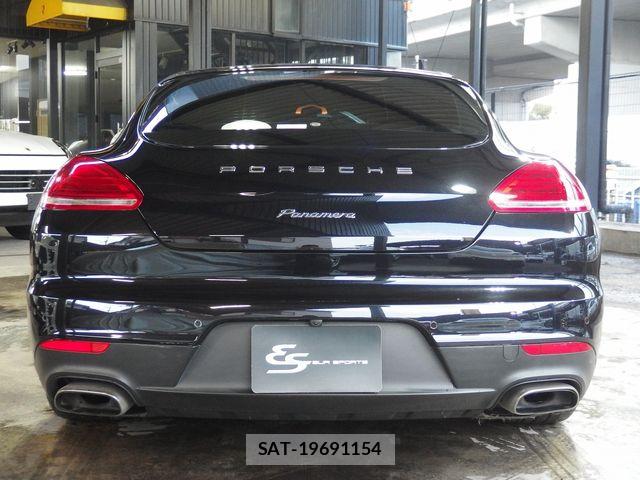 Porsche PANAMERA 2015-03 6016082-6