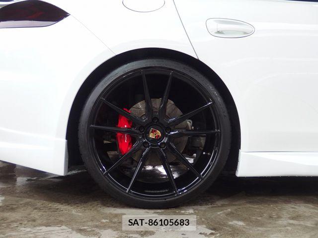 Porsche PANAMERA 2014-10 6016081-11