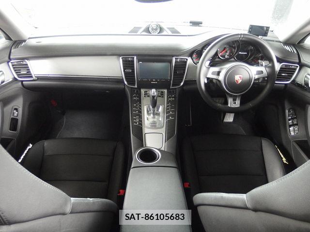 Porsche PANAMERA 2014-10 6016081-1