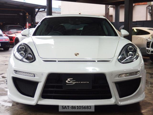 Porsche PANAMERA 2014-10 6016081-3