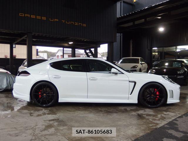 Porsche PANAMERA 2014-10 6016081-5