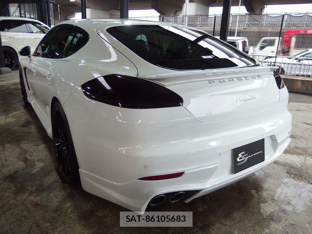 Porsche PANAMERA 2014-10 6016081-7