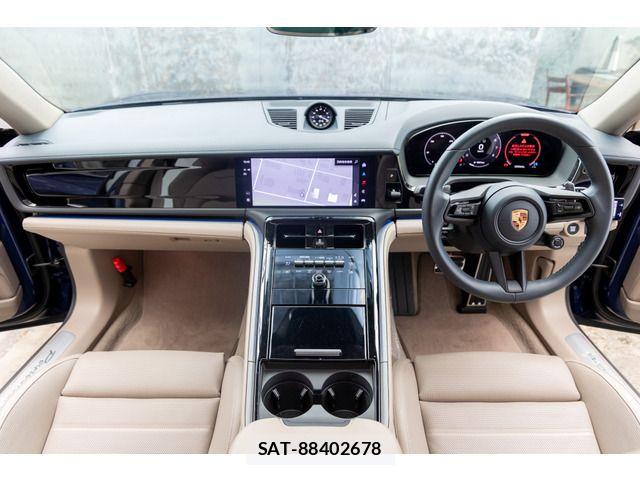 Porsche PANAMERA 2024-05 6673147-1