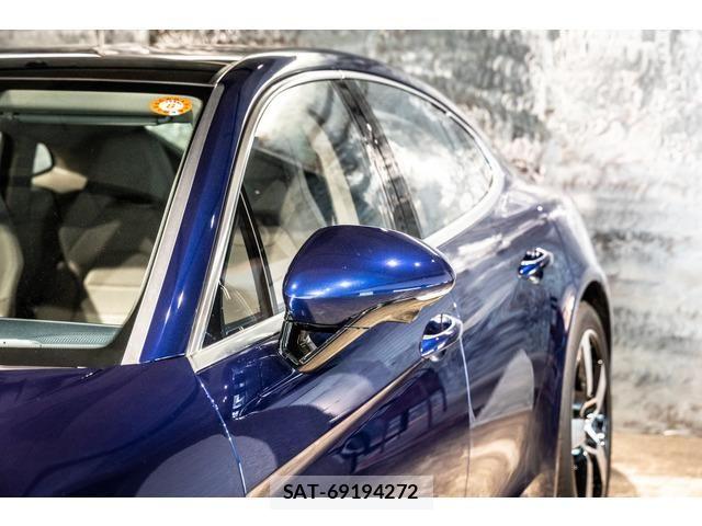 Porsche PANAMERA 2024-05 6673148-13