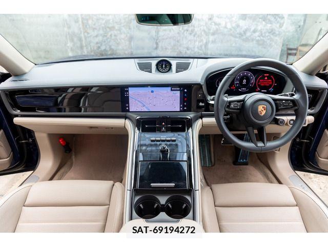Porsche PANAMERA 2024-05 6673148-1