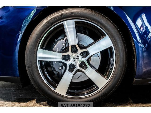 Porsche PANAMERA 2024-05 6673148-7