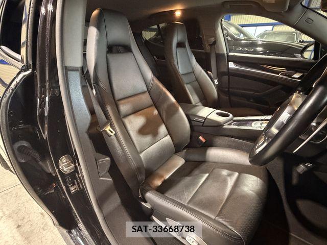 Porsche PANAMERA 2014-07 6677498-9