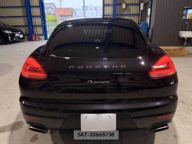 Porsche PANAMERA 2014-07 6677498-6