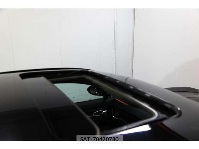 Porsche PANAMERA 2013-07 6677497-15