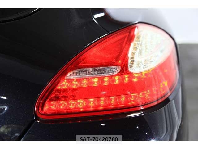 Porsche PANAMERA 2013-07 6677497-20