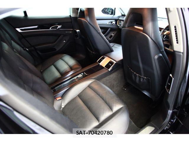 Porsche PANAMERA 2013-07 6677497-28