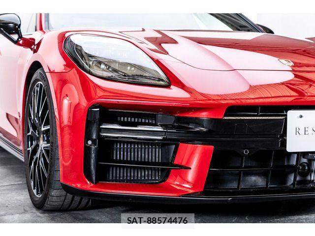 Porsche PANAMERA 2024-11 6997139-13