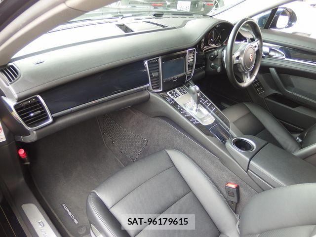 Porsche PANAMERA 2015-03 7329364-18