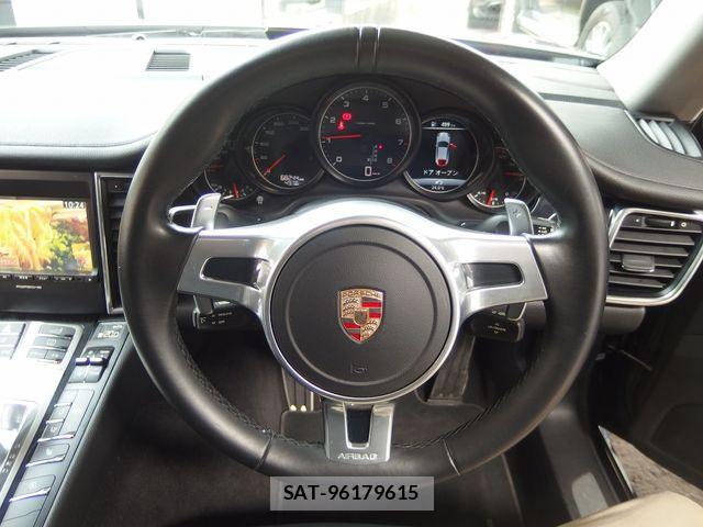 Porsche PANAMERA 2015-03 7329364-24