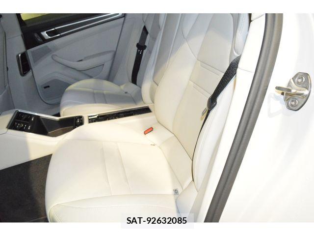 Porsche PANAMERA 2023-09 7329365-11