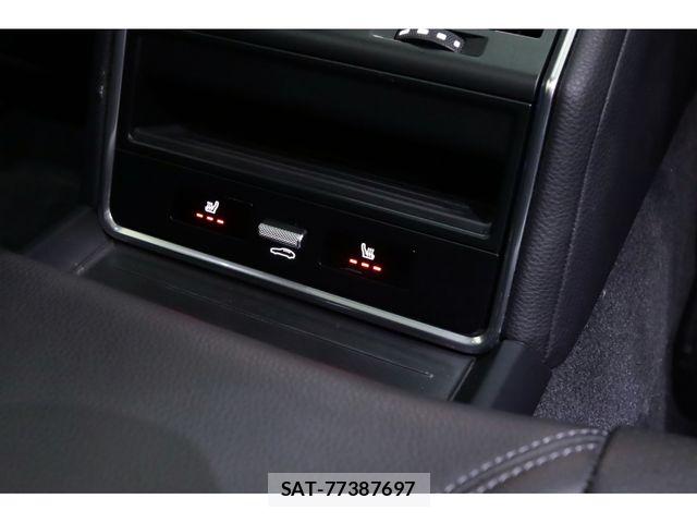 Porsche PANAMERA 2021-08 7329363-13