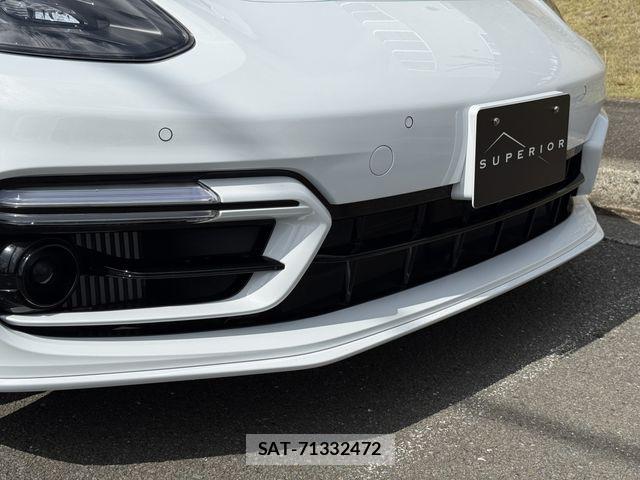 Porsche PANAMERA 2023-05 7329361-9