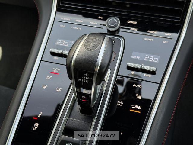 Porsche PANAMERA 2023-05 7329361-12