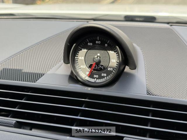 Porsche PANAMERA 2023-05 7329361-13