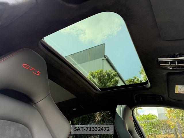 Porsche PANAMERA 2023-05 7329361-16