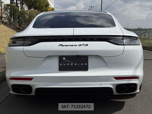 Porsche PANAMERA 2023-05 7329361-3