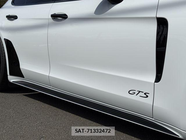 Porsche PANAMERA 2023-05 7329361-6