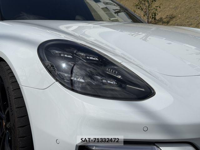 Porsche PANAMERA 2023-05 7329361-7