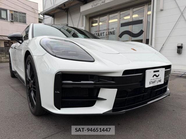 Porsche PANAMERA 2024-12 7359303-0