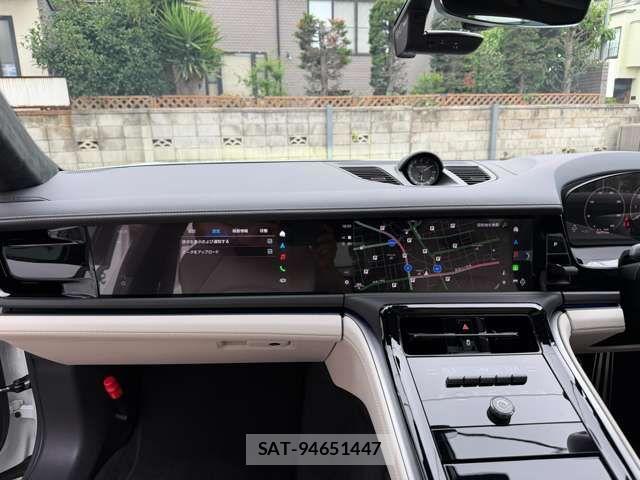 Porsche PANAMERA 2024-12 7359303-10