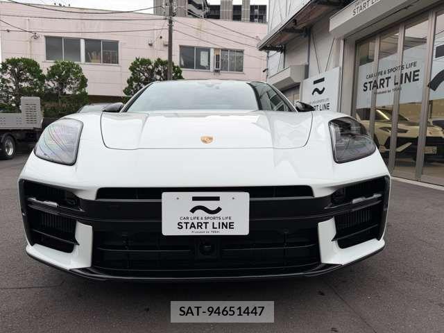 Porsche PANAMERA 2024-12 7359303-1