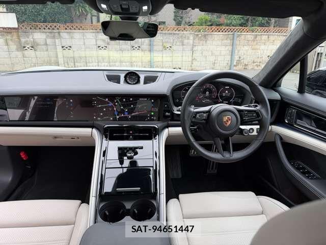 Porsche PANAMERA 2024-12 7359303-19