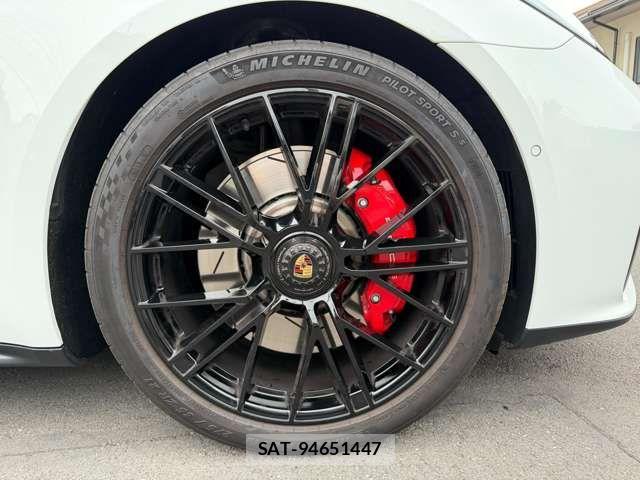 Porsche PANAMERA 2024-12 7359303-5