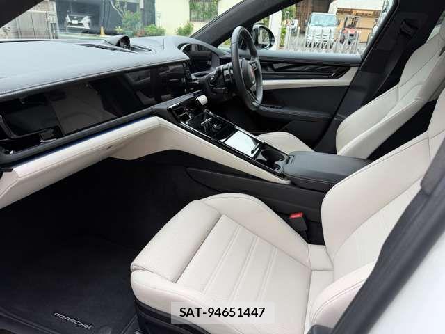 Porsche PANAMERA 2024-12 7359303-7