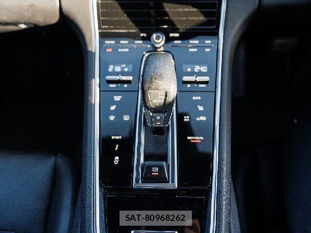 Porsche PANAMERA 2017-09 7456781-11
