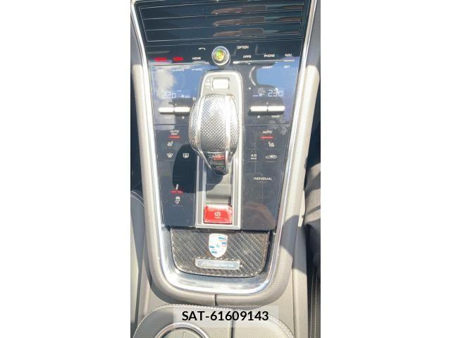 Porsche PANAMERA 2020-07 7619186-9