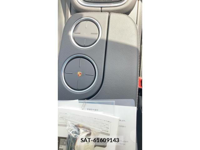 Porsche PANAMERA 2020-07 7619186-10