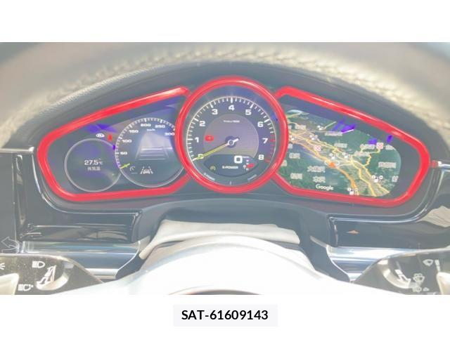 Porsche PANAMERA 2020-07 7619186-11