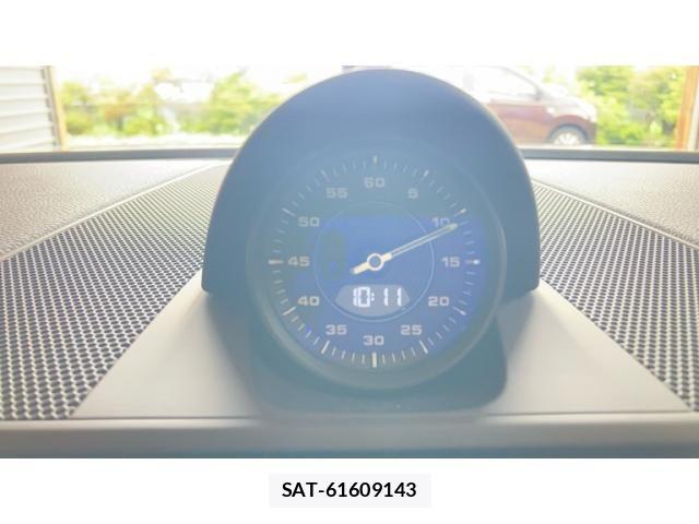 Porsche PANAMERA 2020-07 7619186-21