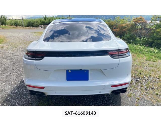 Porsche PANAMERA 2020-07 7619186-3