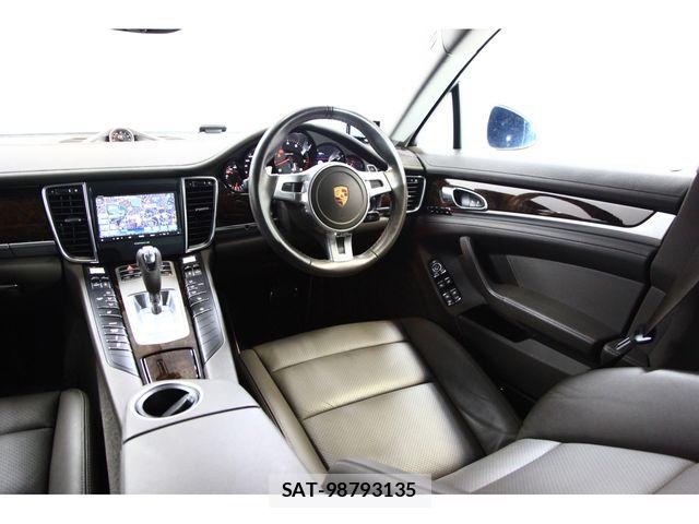 Porsche PANAMERA 2015-09 7727224-18