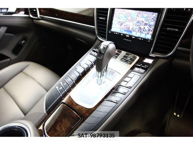 Porsche PANAMERA 2015-09 7727224-26